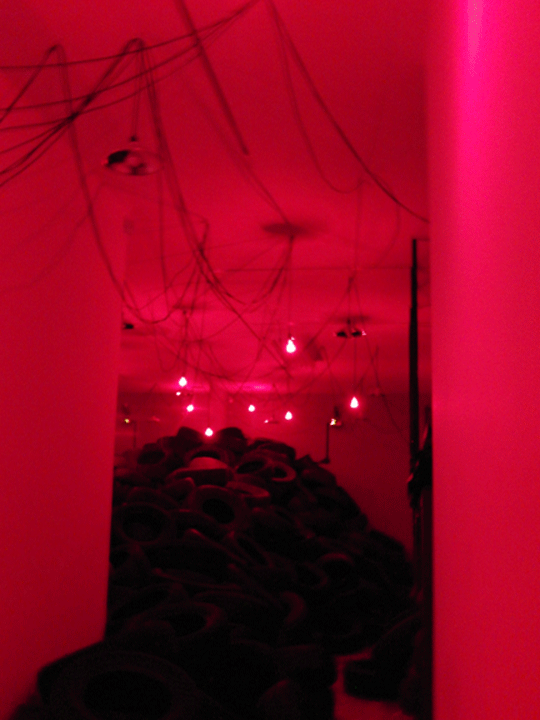 pope-red-lights